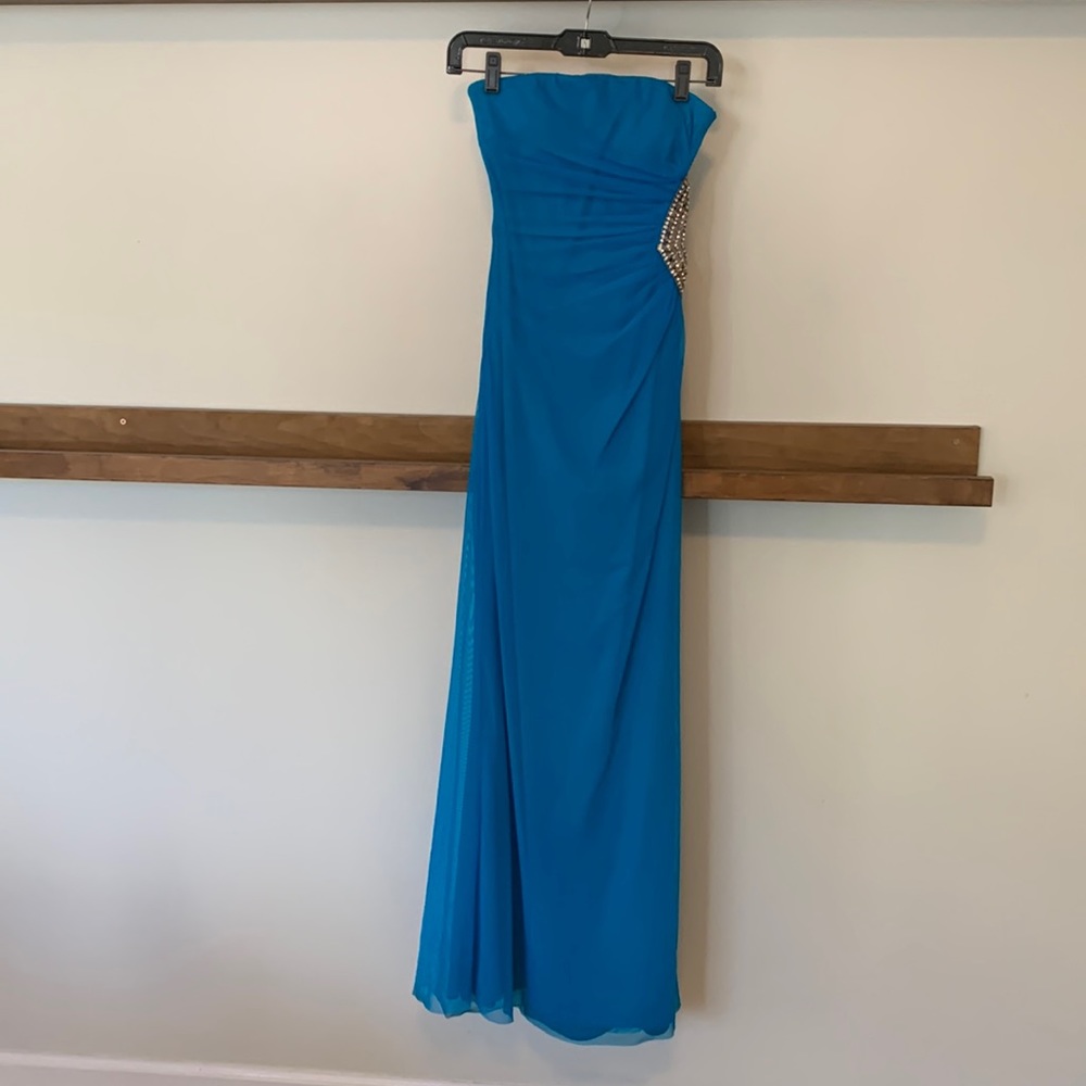 Mary L Couture Floor Length Prom Dress, Size 4, Ocean Blue